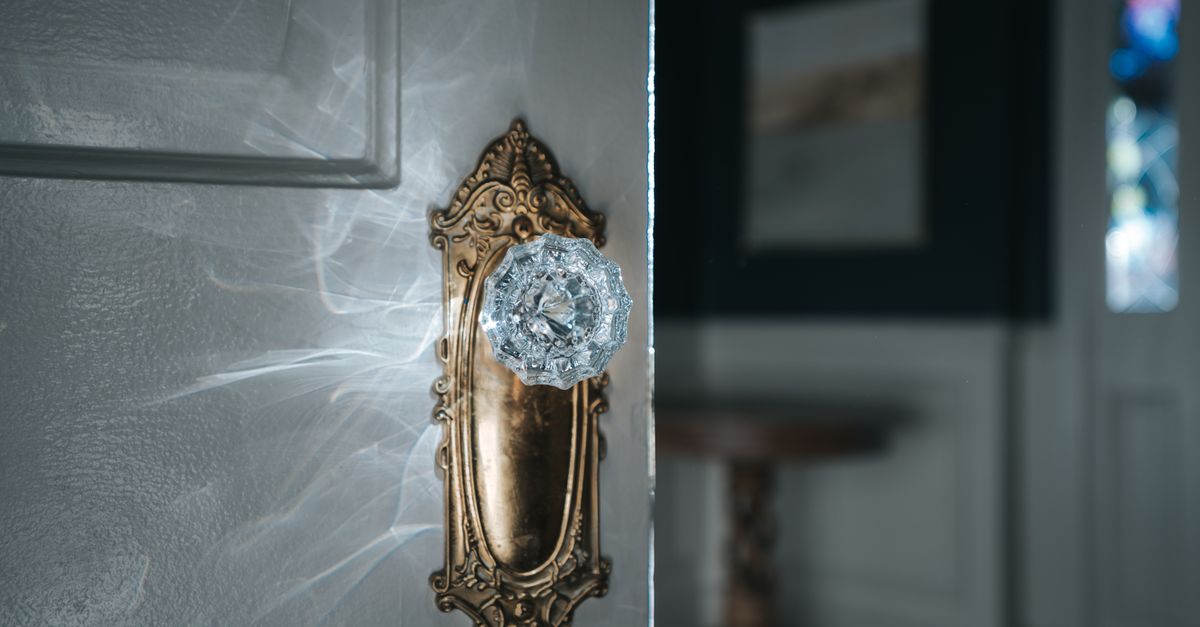 Deadbolt Installation — Toronto Iron Key Locksmith