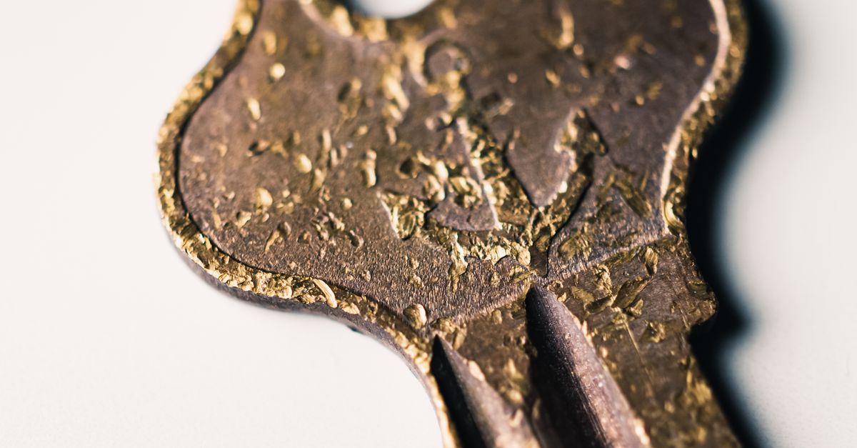 key maker professional — Toronto Iron Key Locksmith